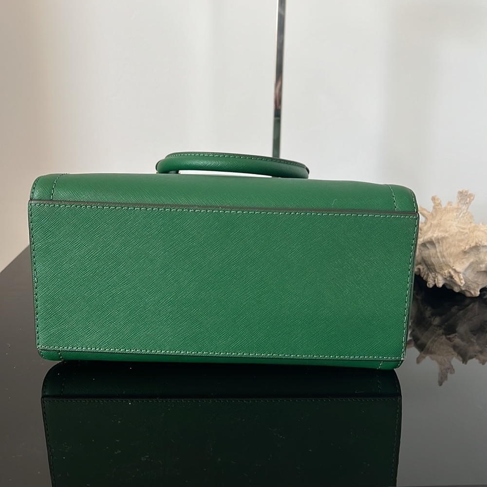 Michael Kors crossbody - Picture 5 of 9